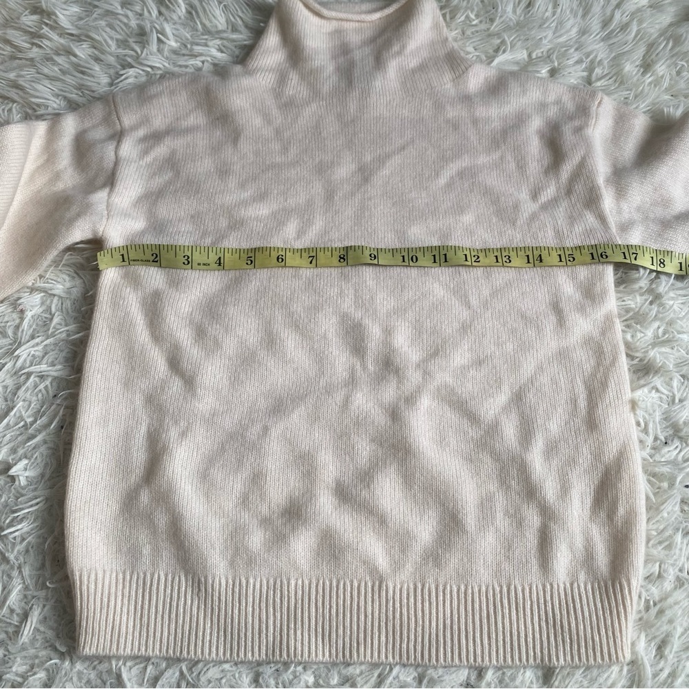 Aritzia Cashmere Mockneck Sweater in Whisper White - Picture 4 of 7